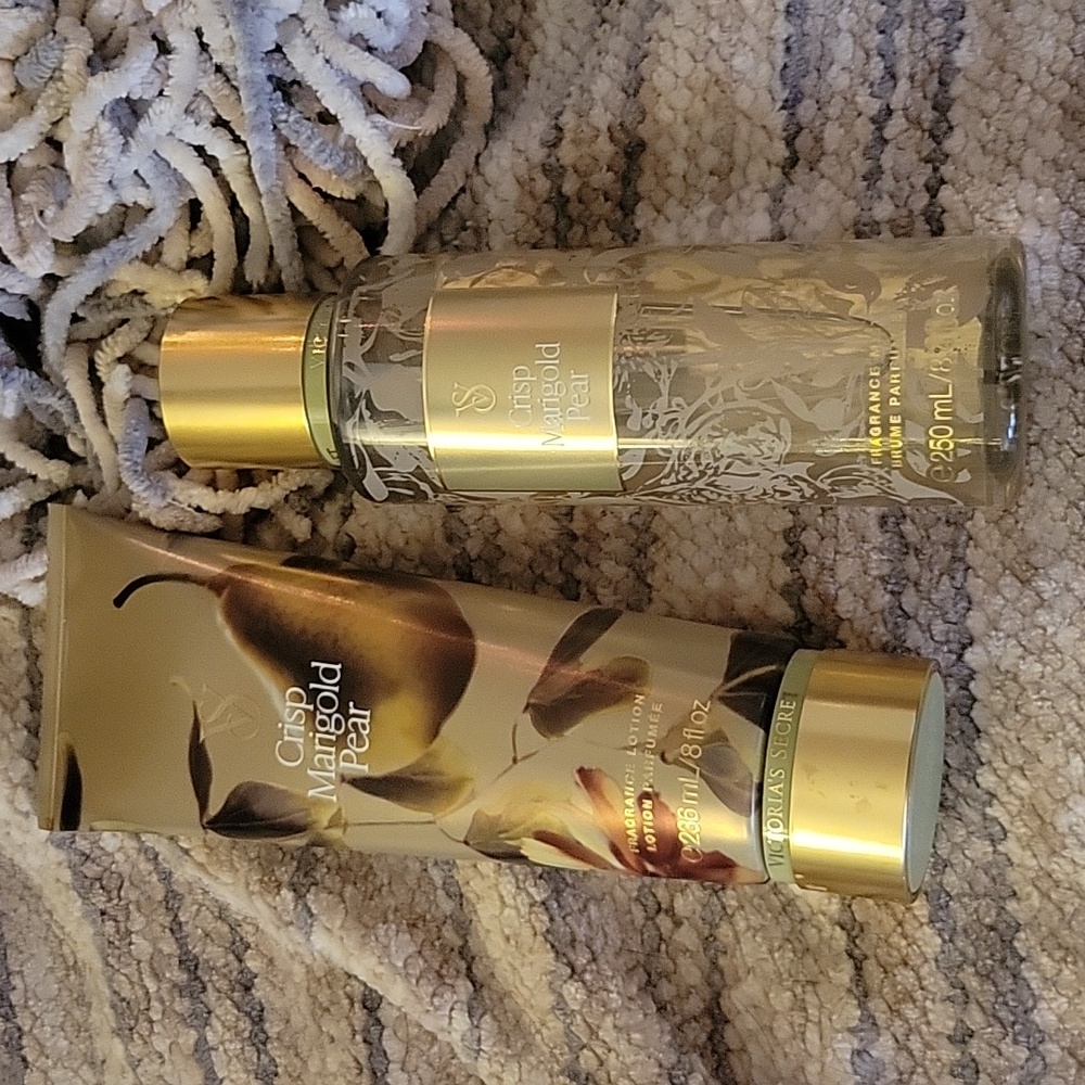 Victoria's Secret Crisp Marigold Pear Set